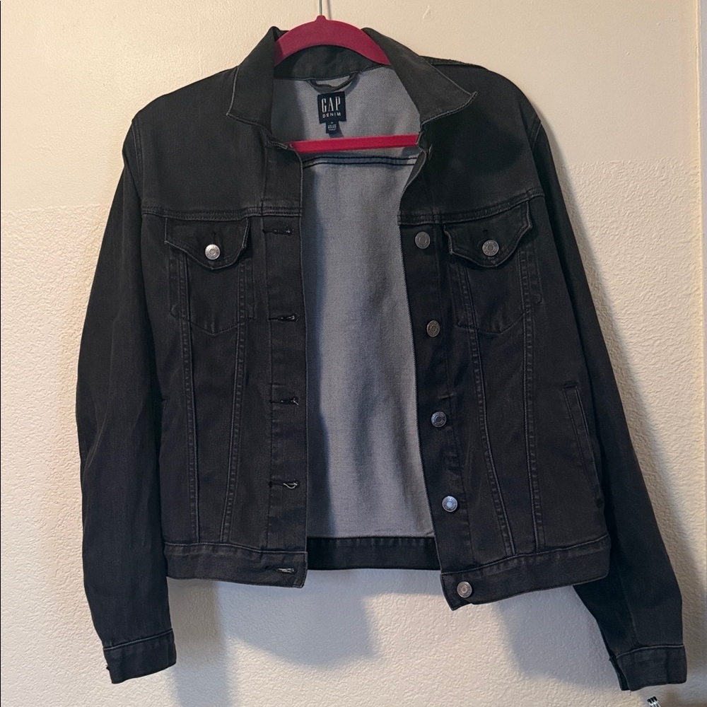 GAP Black Denim Jacket with Light Gray Lining